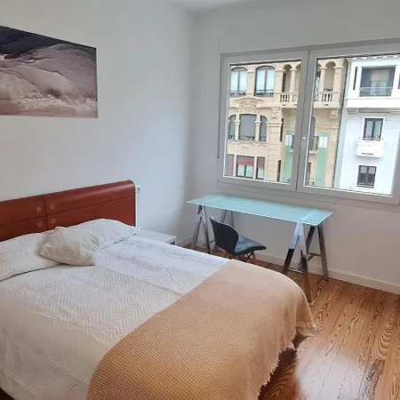 Homestay En Gros Bano Compartido San Sebastian